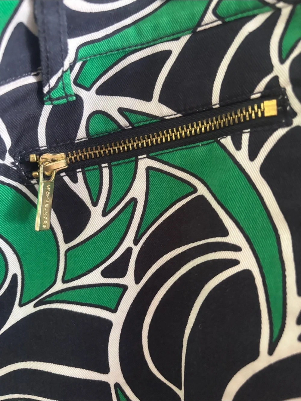 Michael Kors bold swirl